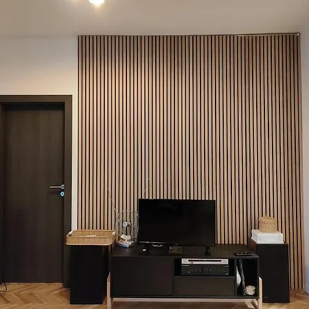 Apartman S Terasom I Vrtom Apartment